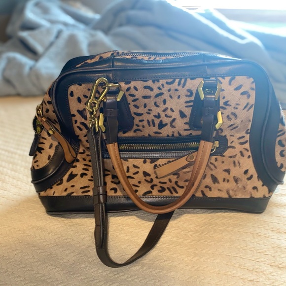 Cheetah print oryanny purse - Picture 3 of 3